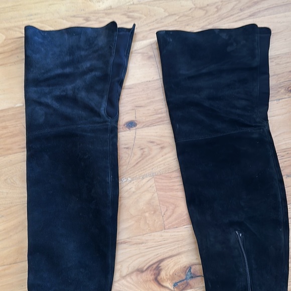 Stuart Weitzman suede HILO thigh high boots! - Picture 9 of 9